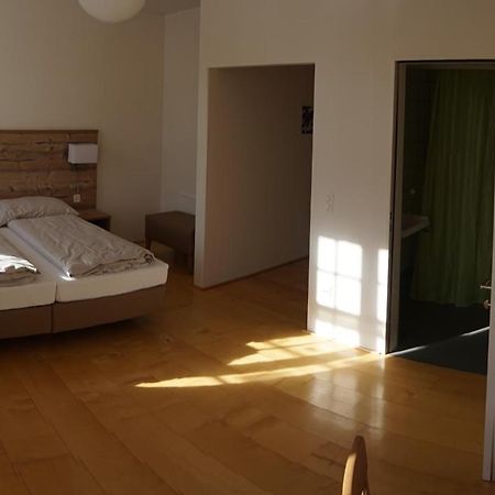 Klosterhotel Kreuz Mariastein ภายนอก รูปภาพ