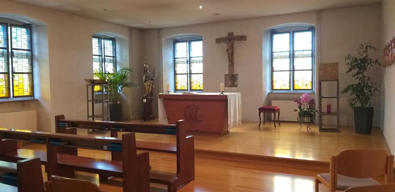 Klosterhotel Kreuz Mariastein ภายนอก รูปภาพ