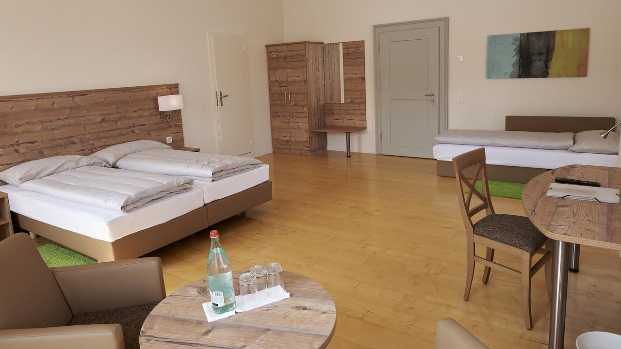 Klosterhotel Kreuz Mariastein ภายนอก รูปภาพ