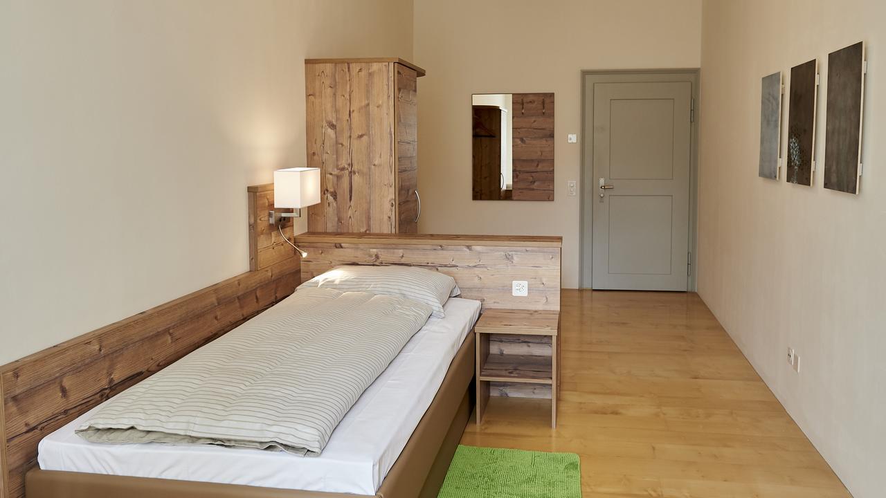 Klosterhotel Kreuz Mariastein ภายนอก รูปภาพ