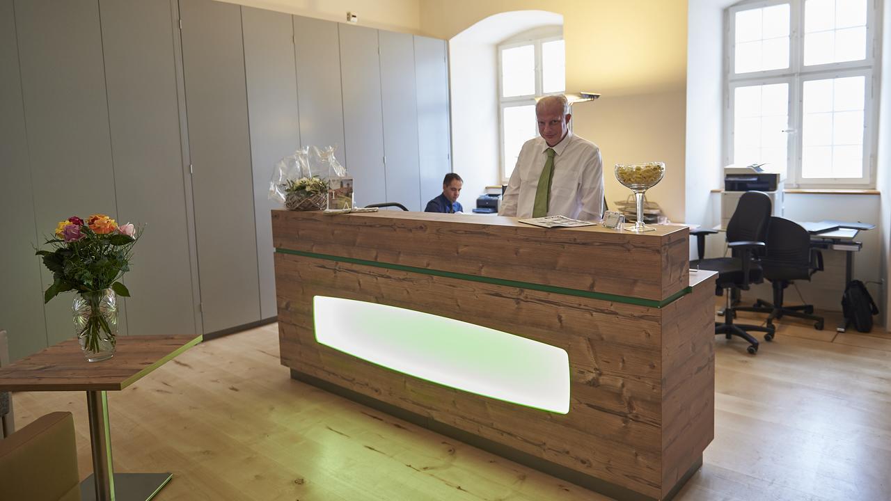 Klosterhotel Kreuz Mariastein ภายนอก รูปภาพ