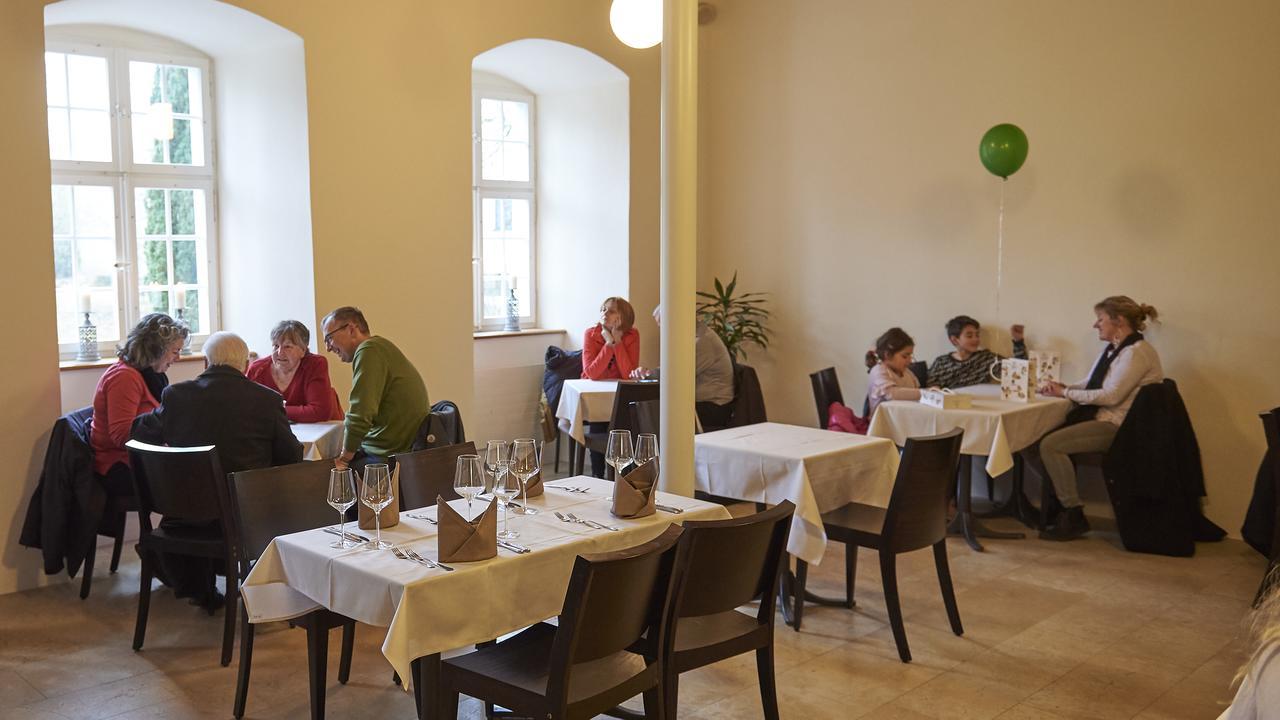 Klosterhotel Kreuz Mariastein ภายนอก รูปภาพ