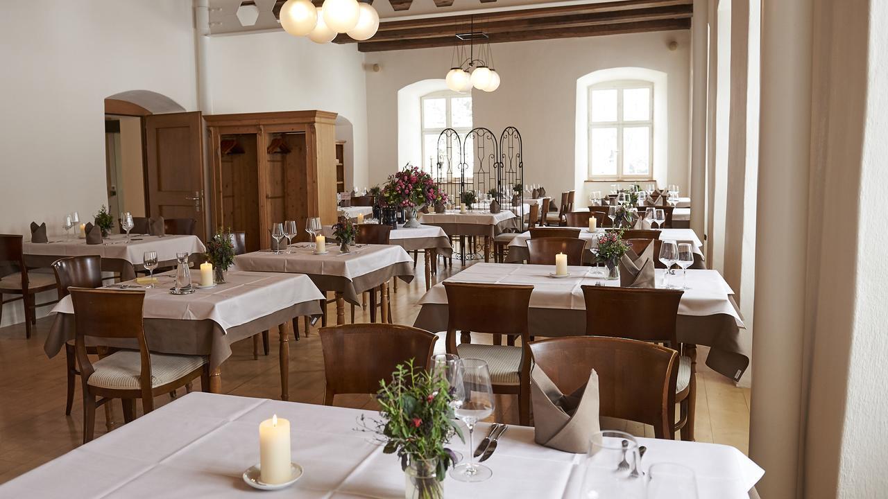 Klosterhotel Kreuz Mariastein ภายนอก รูปภาพ