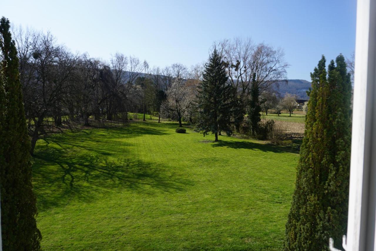 Klosterhotel Kreuz Mariastein ภายนอก รูปภาพ